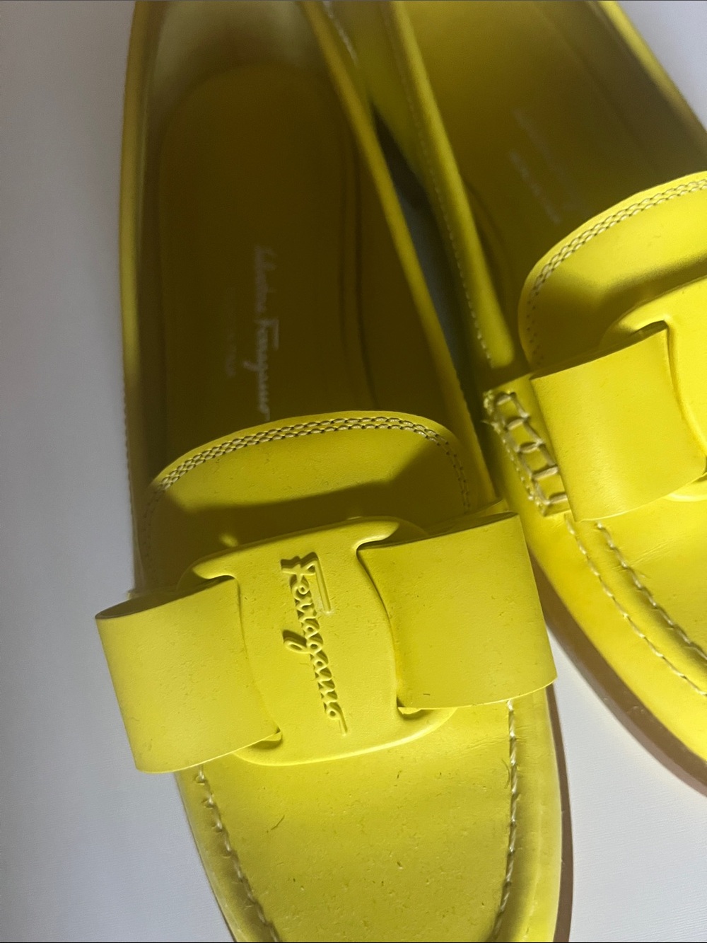 Size 8 Salvatore Ferragamo Bright Yellow Patent Leather Vara Loafers - Picture 6 of 12